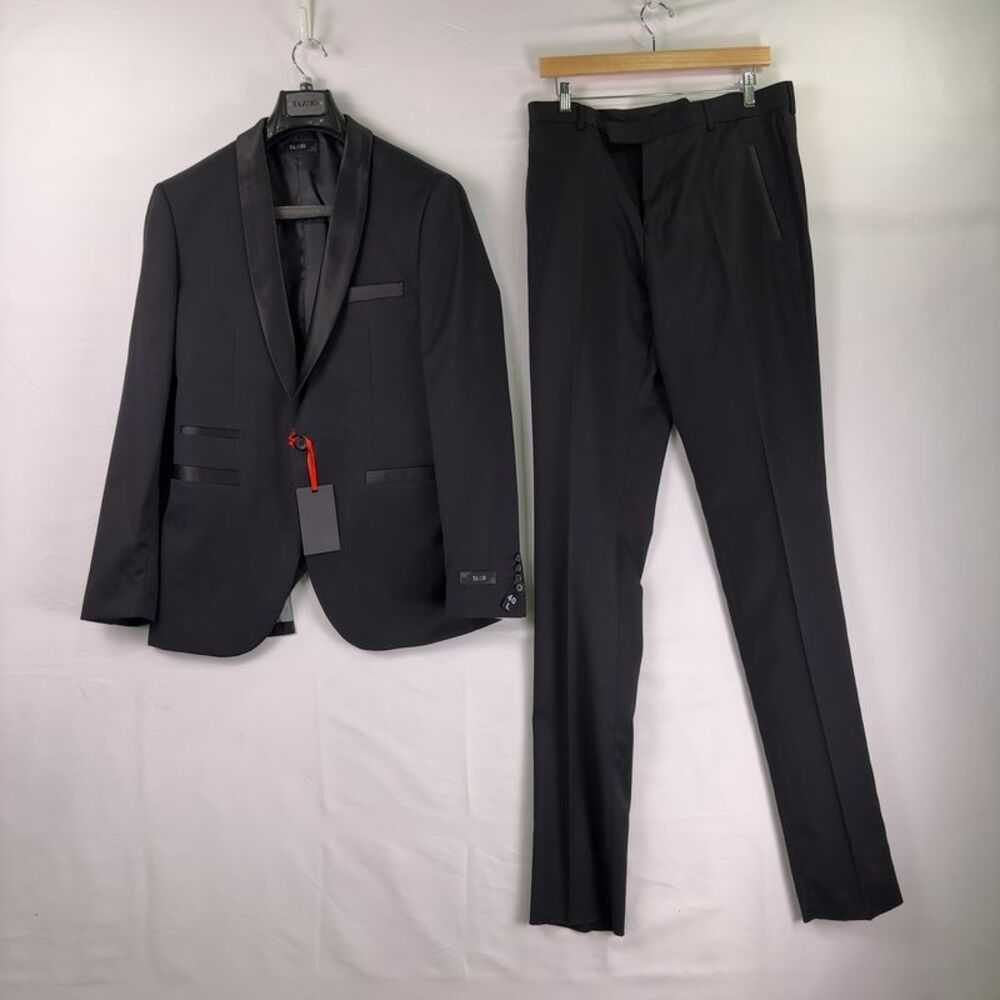 Tazzio MensTuxedo Suit Set